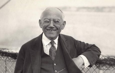 CARL-LAEMMLE-HR-Pic-2_(1)