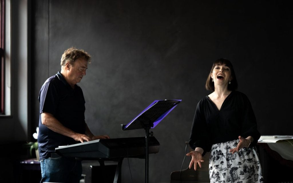 Yiddle Yiddle On MAIN